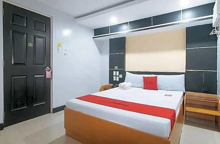 Hotel Reddoorz @ Ranchotel Alabang
