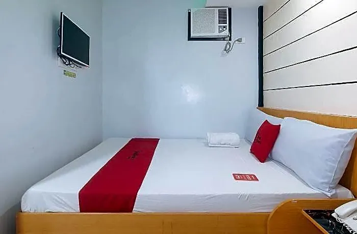 Hotel Reddoorz @ Ranchotel Alabang Manila